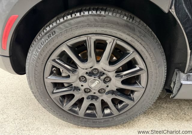 Used 2015 MINI Cooper 4-Door Hardtop FWD image 23