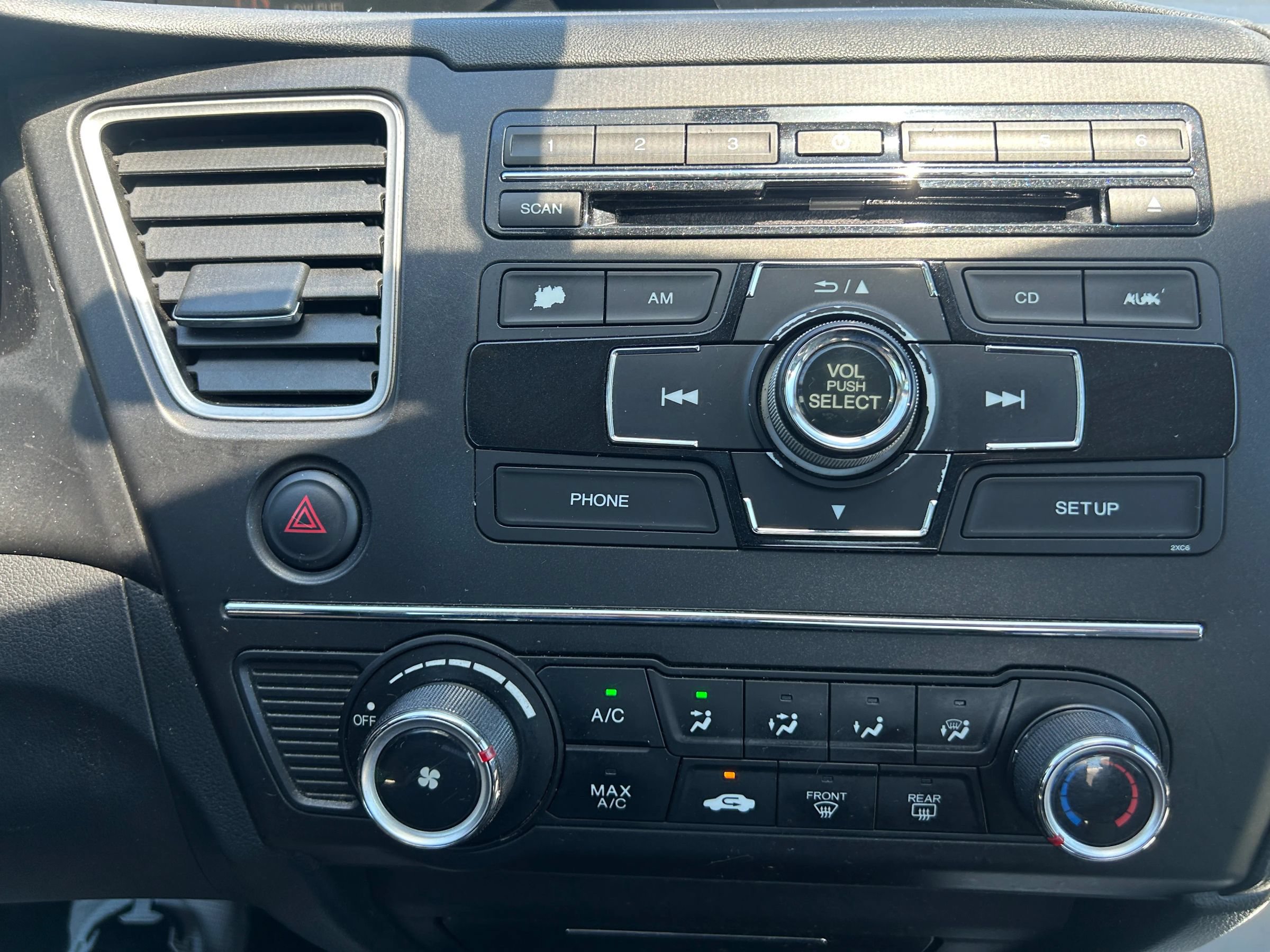 Used 2014 Honda Civic LX image 17