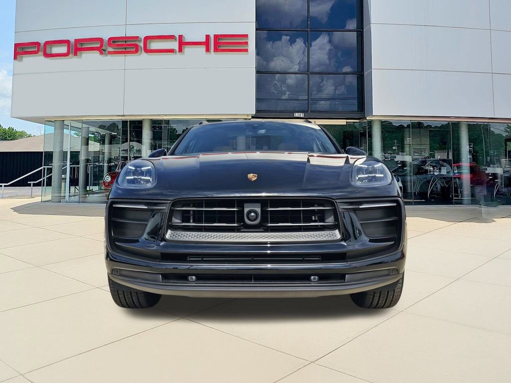 New 2025 Porsche Macan image 3