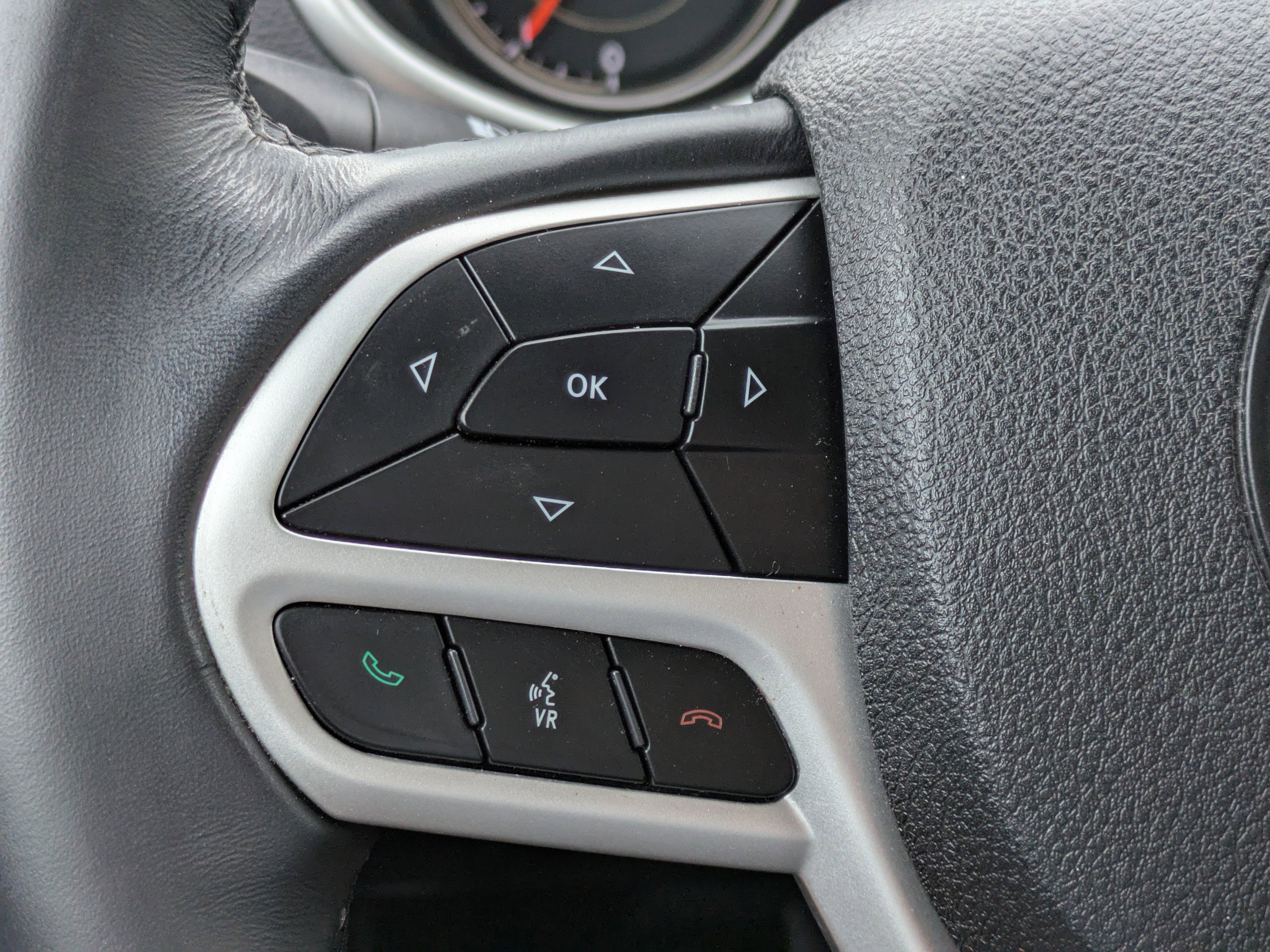 Certified 2018 Jeep Cherokee Latitude Plus image 20