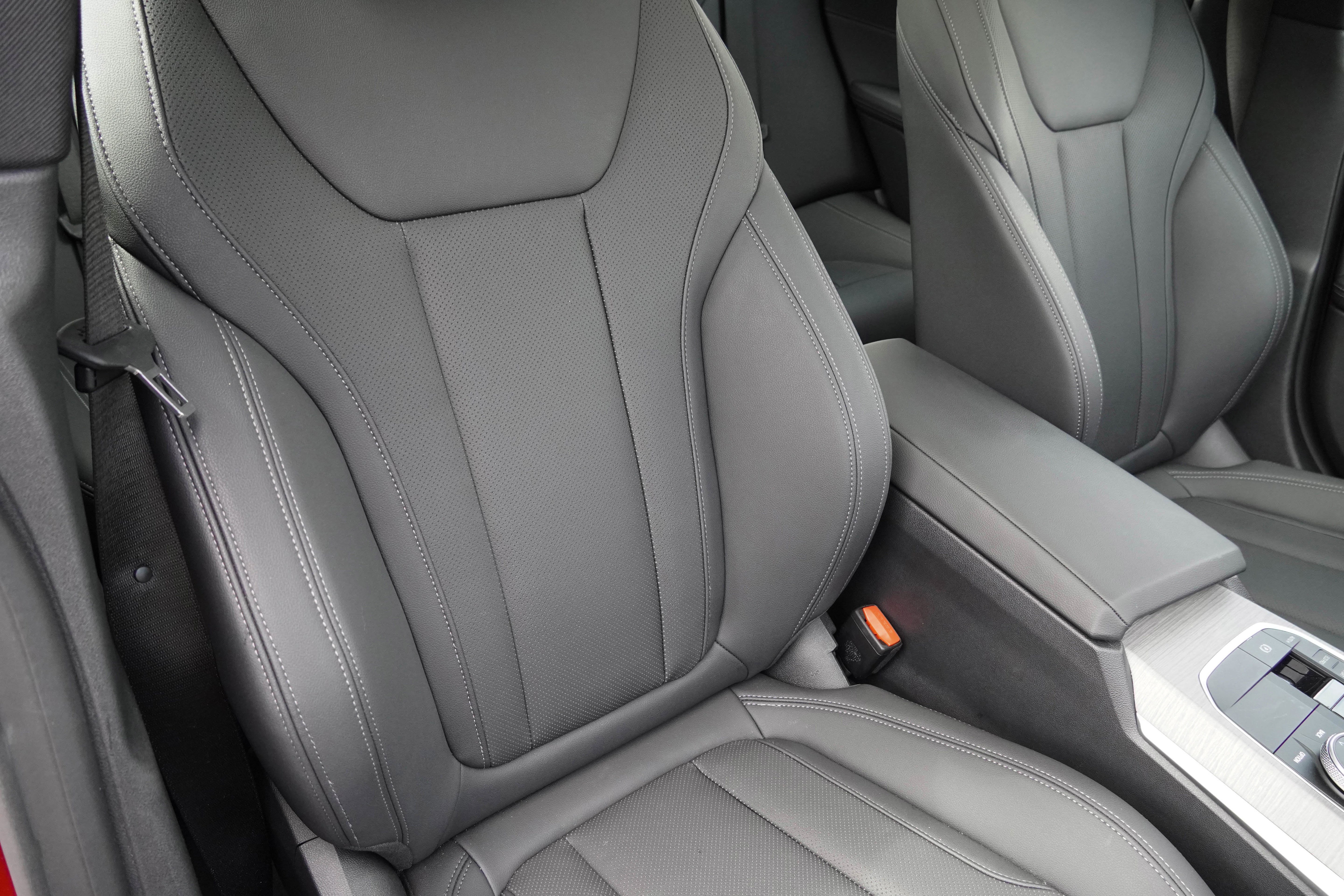 Used 2025 BMW 430i w/ Premium Package image 13