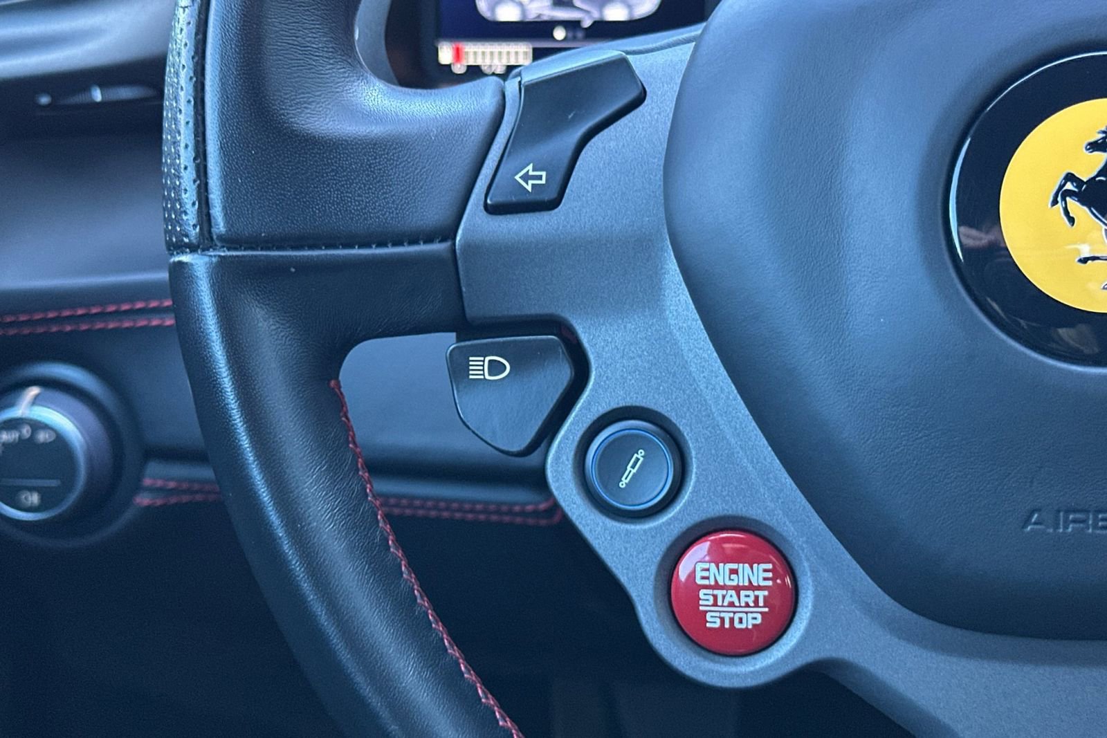 Used 2018 Ferrari 488 Spider image 29