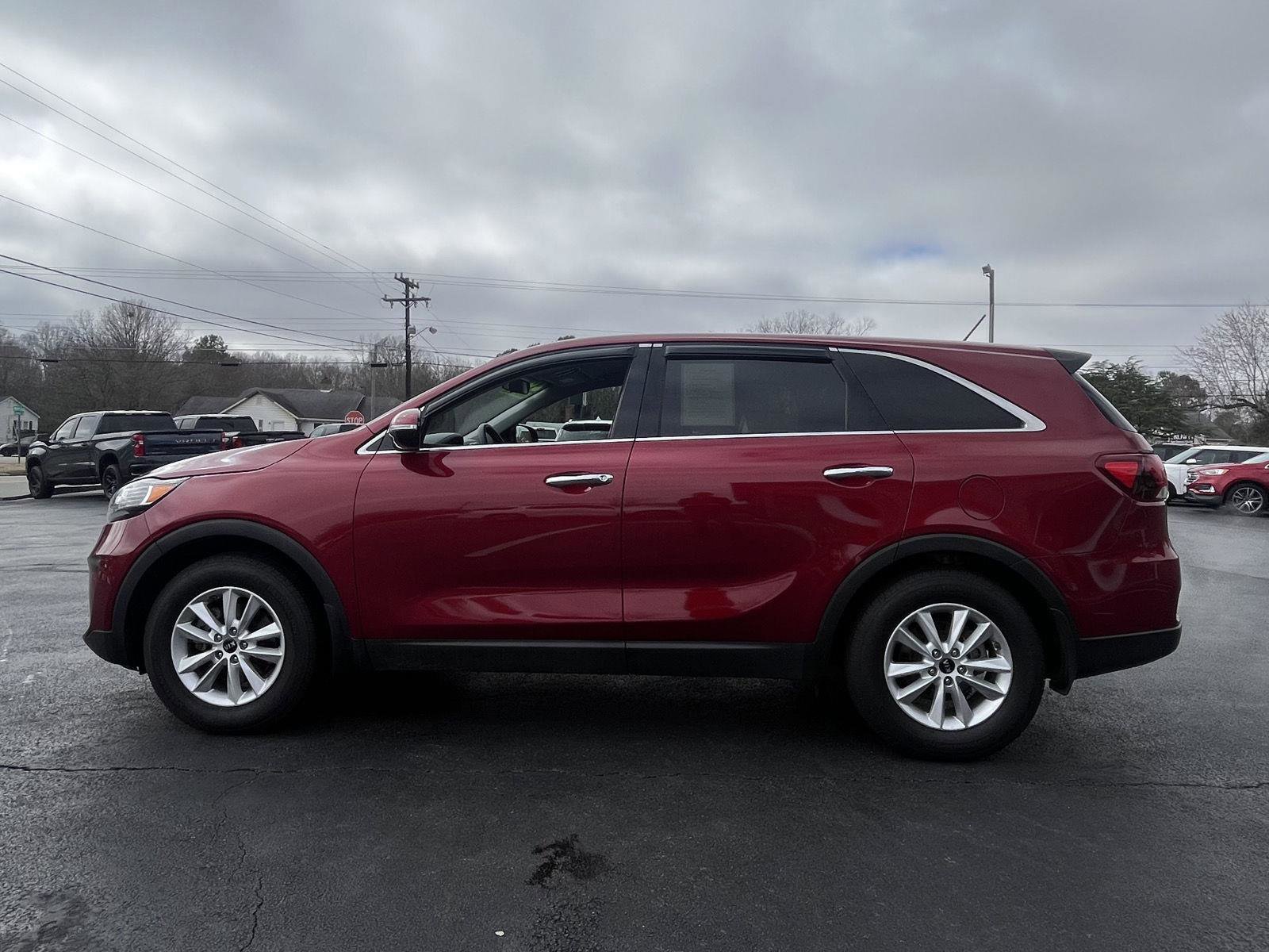 Used 2020 Kia Sorento LX image 25