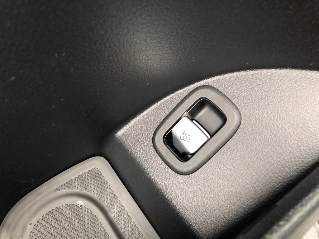 New 2026 Mercedes-Benz GLC 300 4MATIC image 13