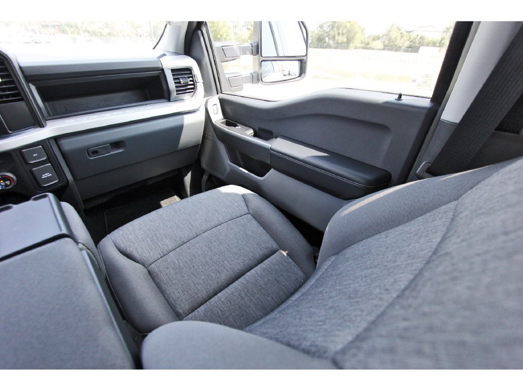 Certified 2026 Ford F250 XL w/ STX Appearance Package AWD/4WD image 12