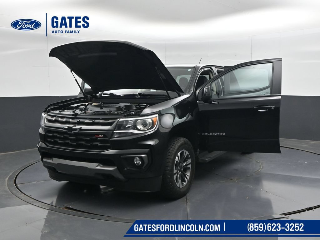 Used 2022 Chevrolet Colorado Z71 w/ Safety Package AWD/4WD image 56