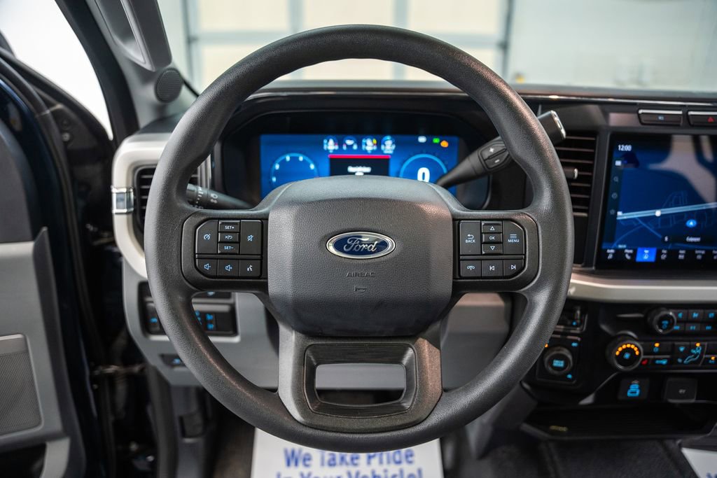 Used 2024 Ford F350 XLT w/ Black Appearance Package AWD/4WD image 33