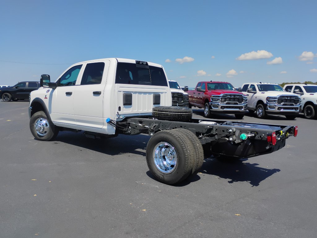 New 2026 RAM 3500 Tradesman AWD/4WD image 7