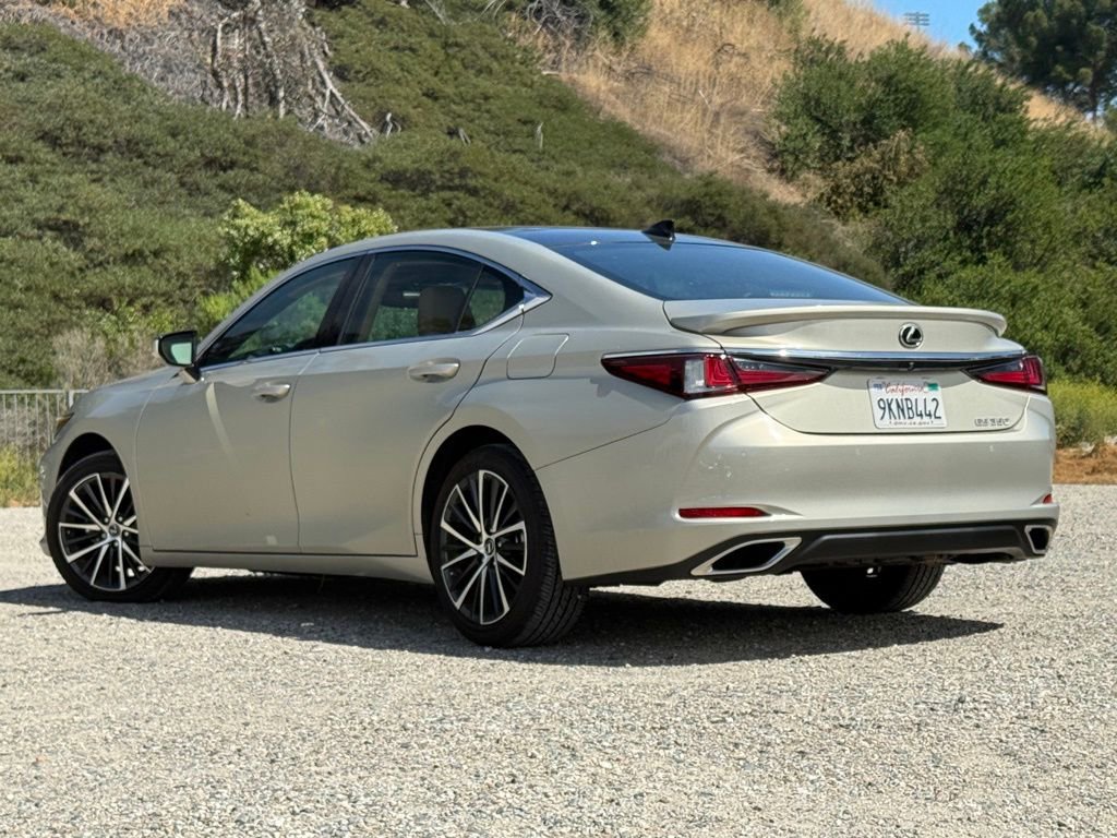 Used 2024 Lexus ES 350 w/ Premium Package image 2