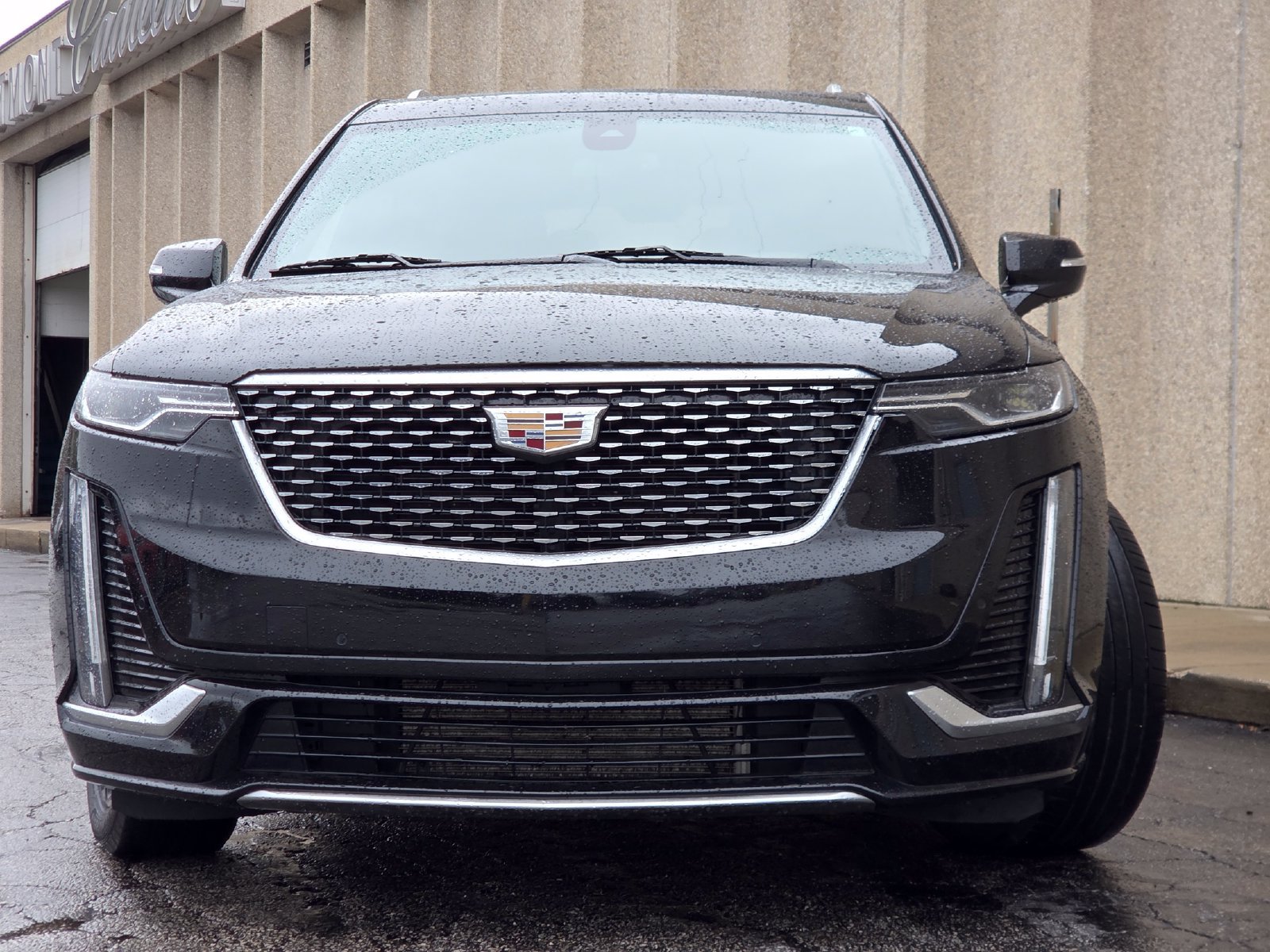 Used 2023 Cadillac XT6 Premium Luxury AWD/4WD image 14