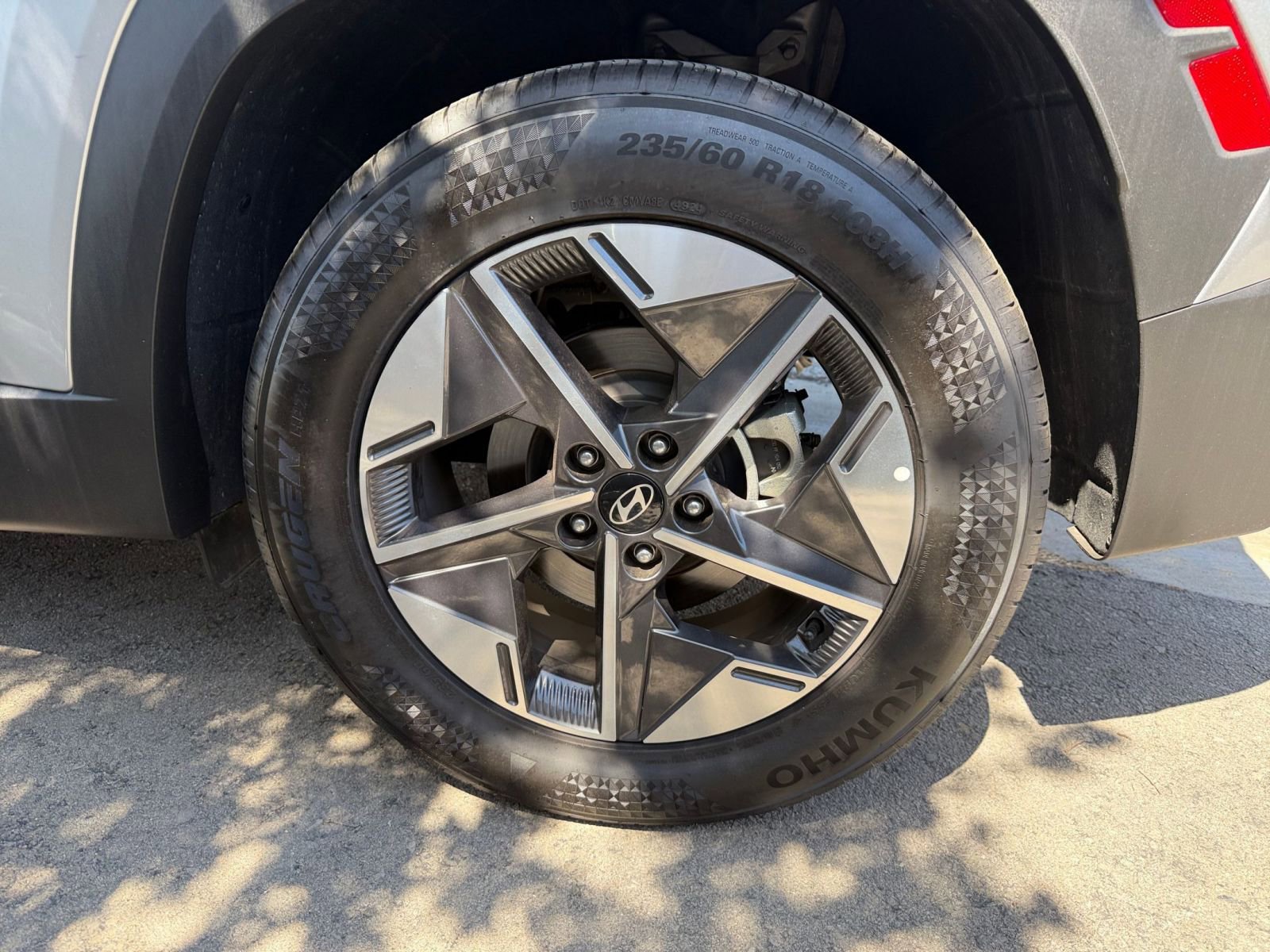 Used 2025 Hyundai Tucson SEL FWD image 32