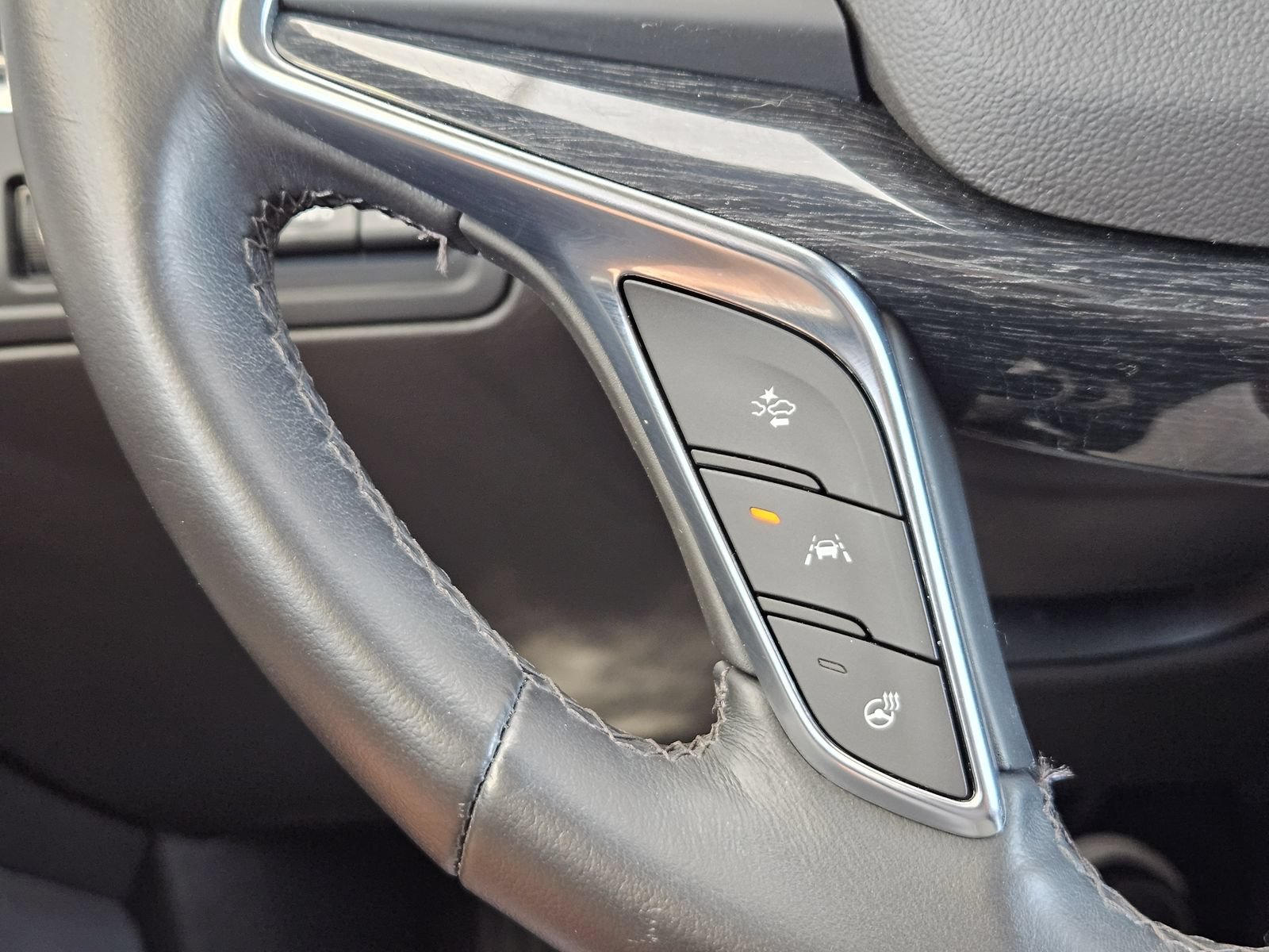 Certified 2022 Cadillac XT5 Premium Luxury w/ Technology Package FWD image 27