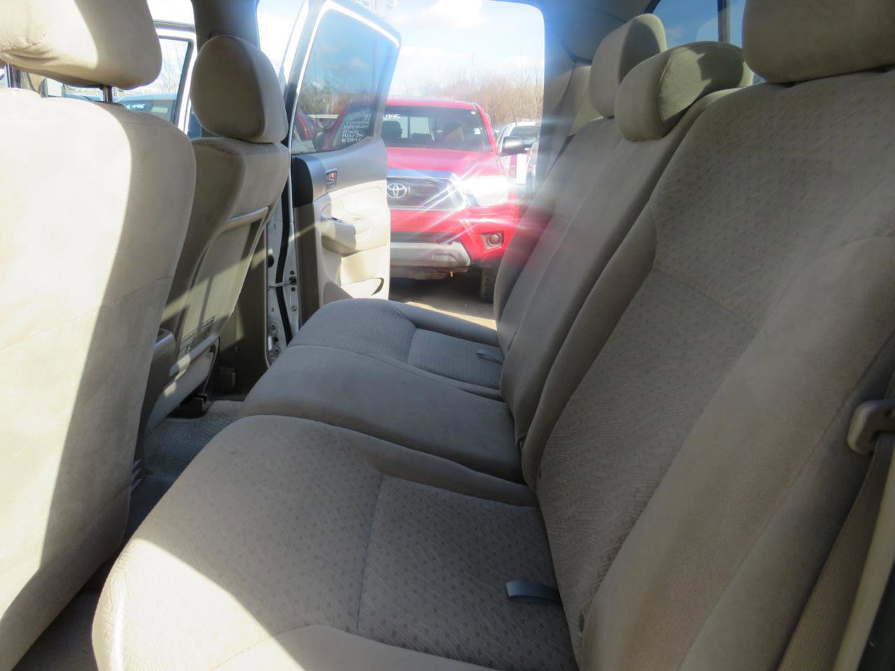 Used 2006 Toyota Tacoma PreRunner RWD image 22