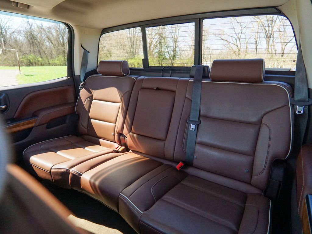 Used 2017 Chevrolet Silverado 1500 High Country image 32