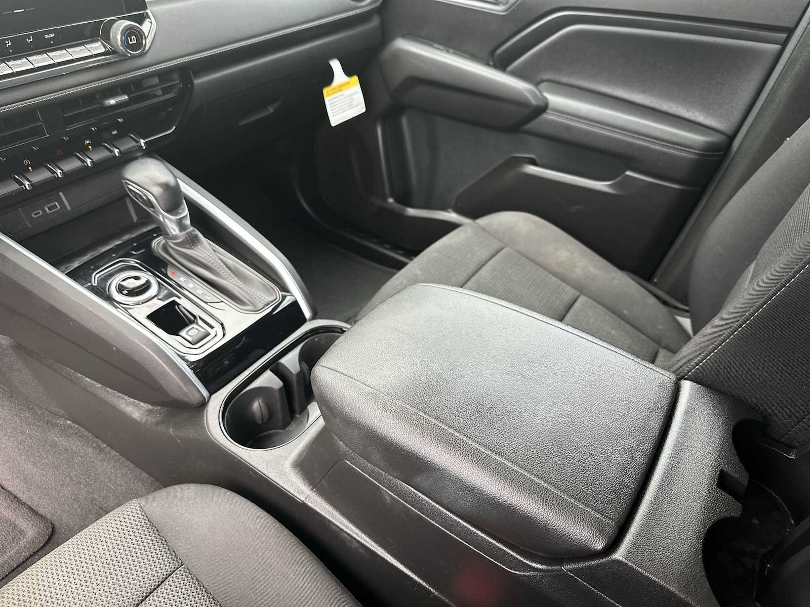 Certified 2023 Chevrolet Colorado LT w/ LT Convenience Package AWD/4WD image 21
