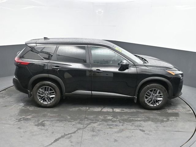 Used 2023 Nissan Rogue S AWD/4WD image 31