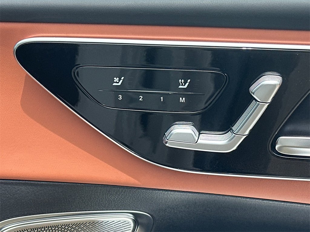 New 2025 Mercedes-Benz GLC 63 AMG S image 17