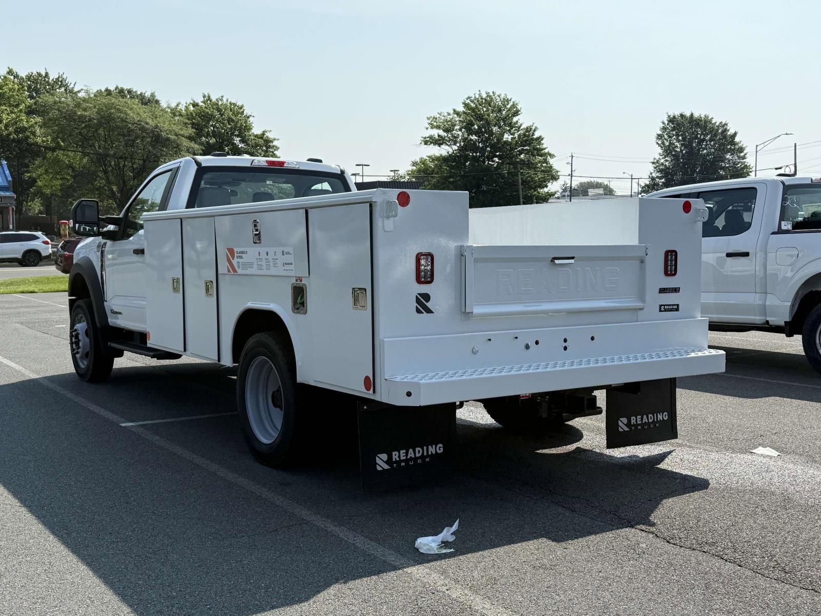 New 2024 Ford F550 4x4 Regular Cab Super Duty image 4