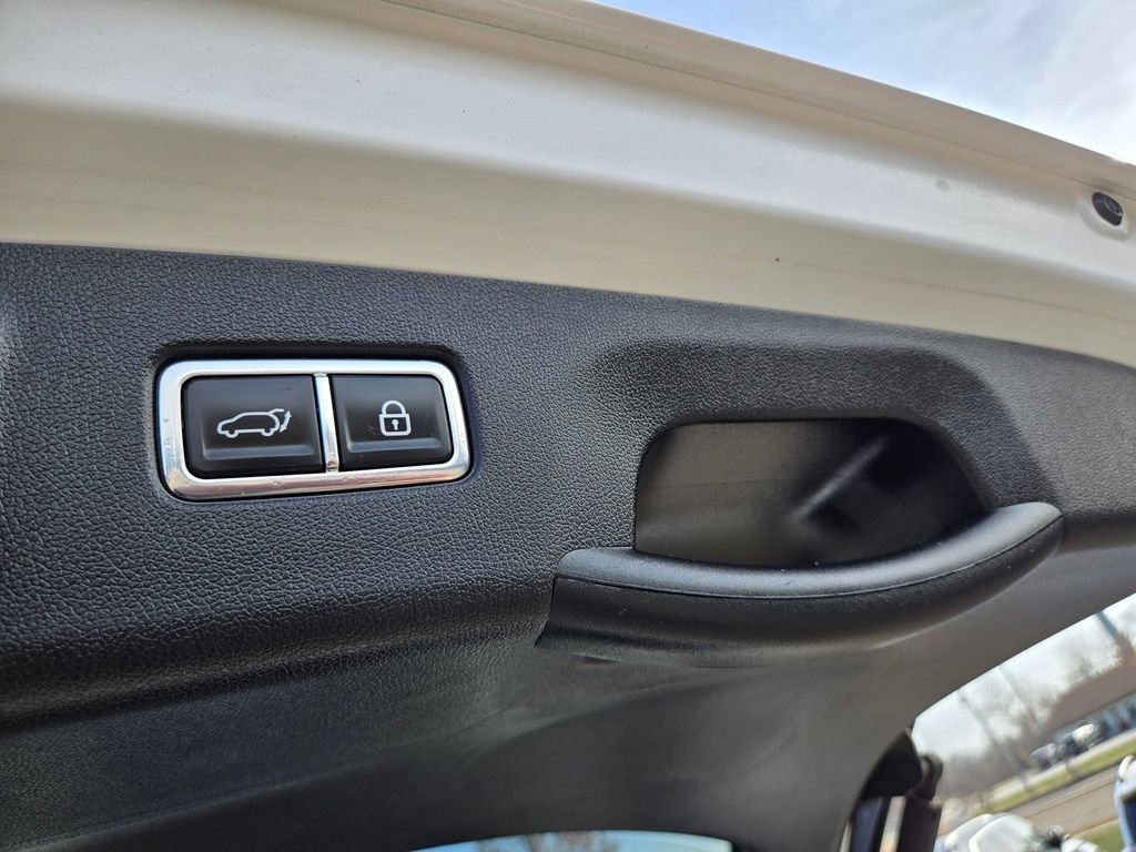 Used 2023 Kia Sorento SX image 35