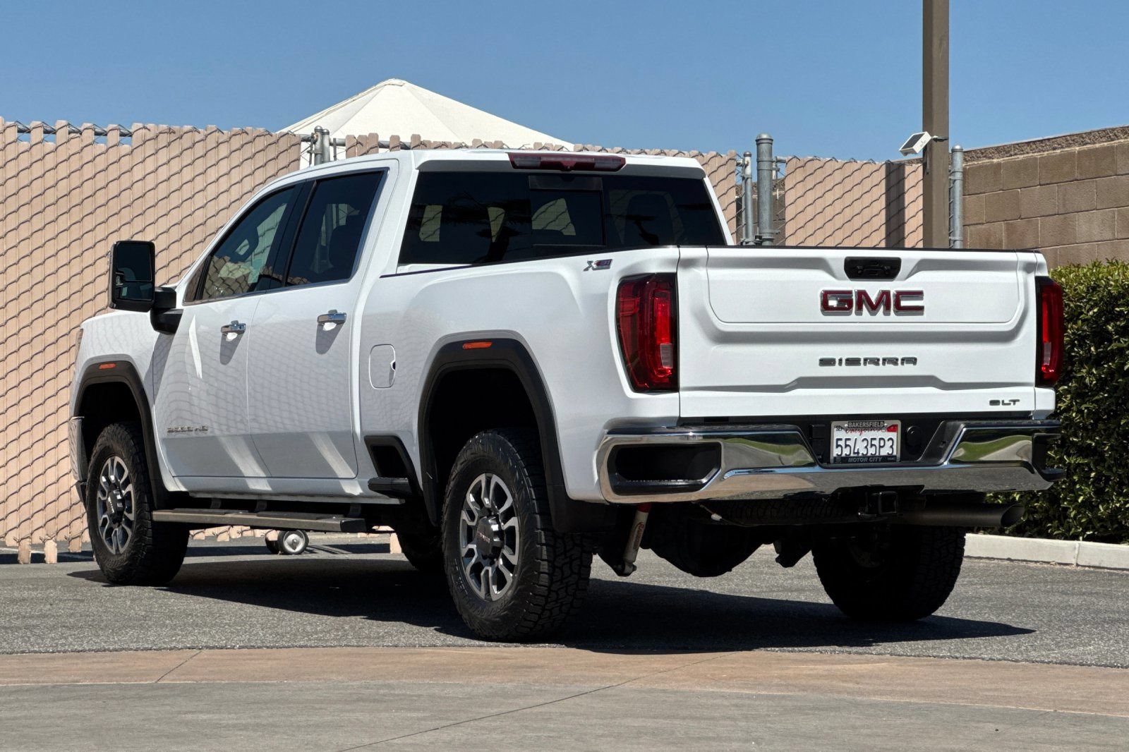Certified 2023 GMC Sierra 2500 SLT w/ SLT Convenience Package AWD/4WD image 6