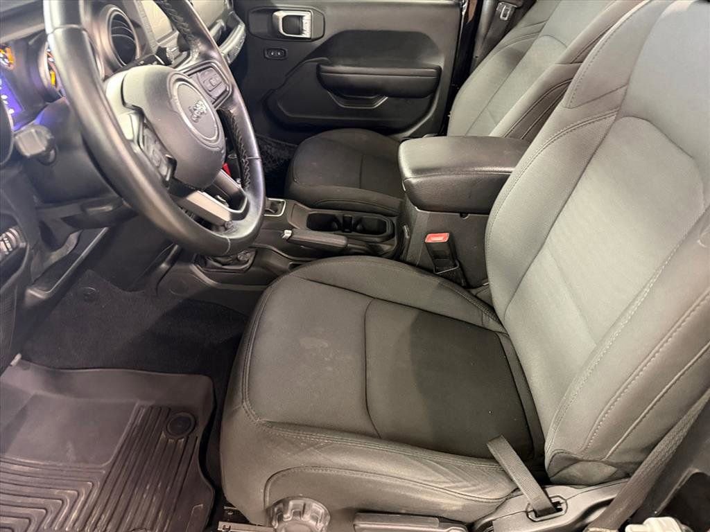 Used 2020 Jeep Wrangler Sport S image 11