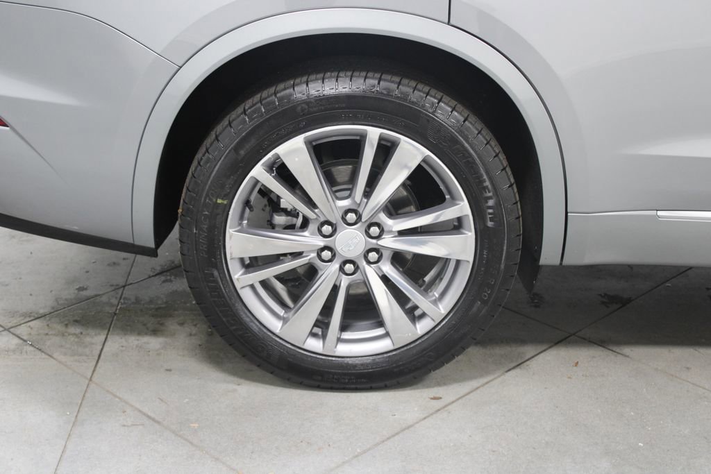 Used 2025 Cadillac XT6 Premium Luxury image 14
