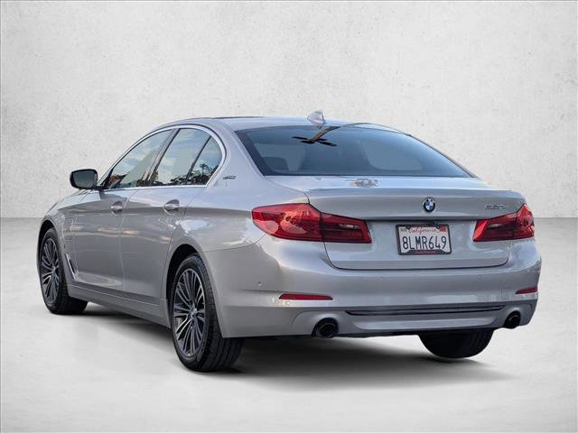 Used 2019 BMW 530e w/ Premium Package image 8