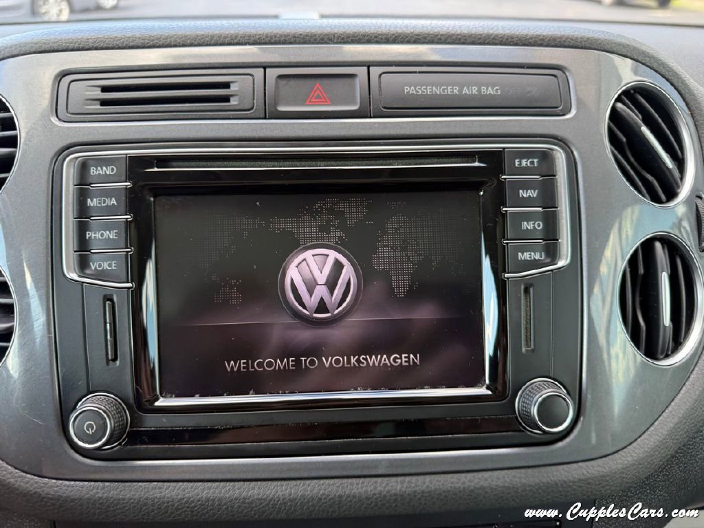 Used 2017 Volkswagen Tiguan Sport image 26