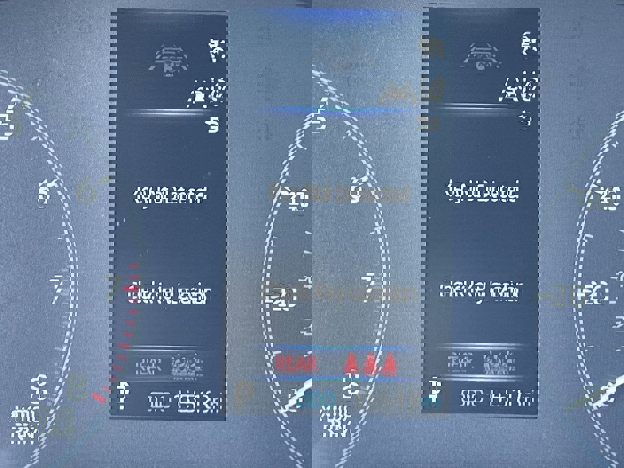 Used 2023 Toyota Corolla SE w/ Carpet Mat Package (TMS) image 28