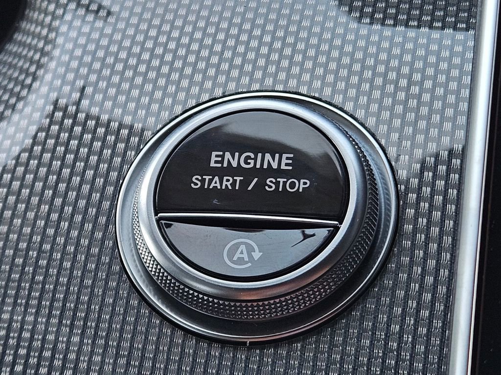 Certified 2024 Mercedes-Benz CLE 300 4MATIC Coupe image 17