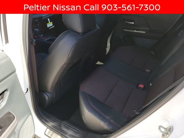 New 2025 Nissan Kicks SR w/ Illumination Package FWD image 19