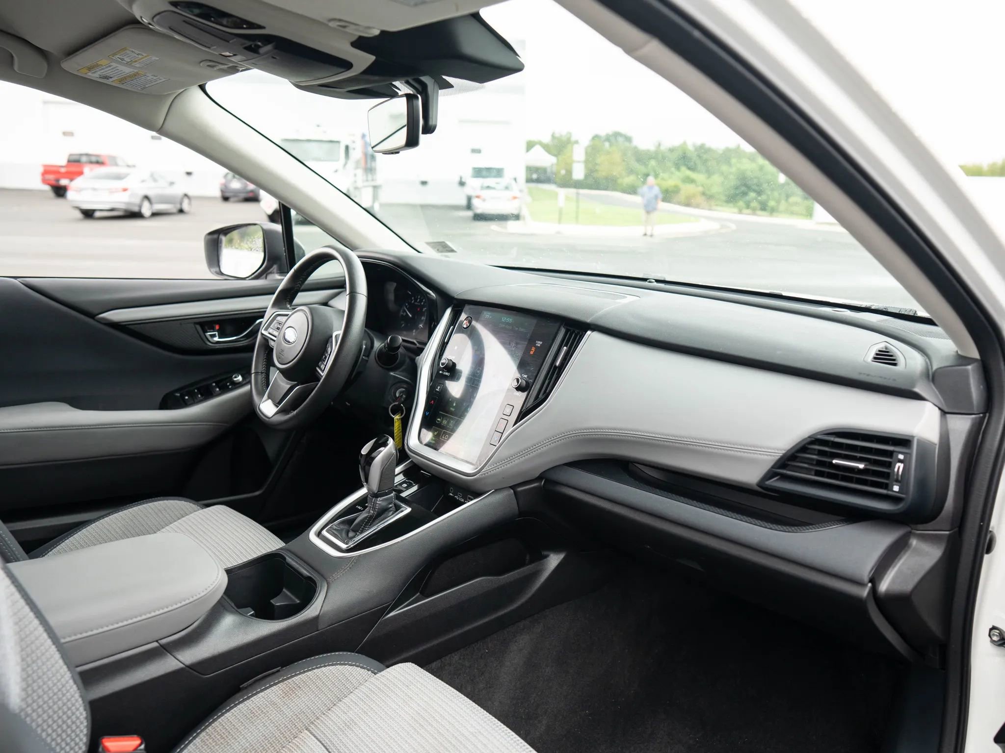 Used 2023 Subaru Outback Premium AWD/4WD image 18