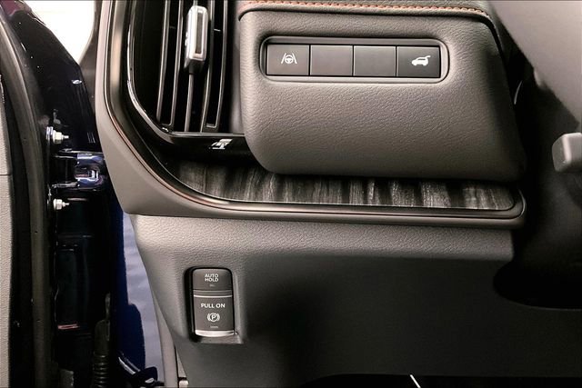 New 2026 Nissan Armada PRO-4X w/ Captain's Chari Seat Package image 28