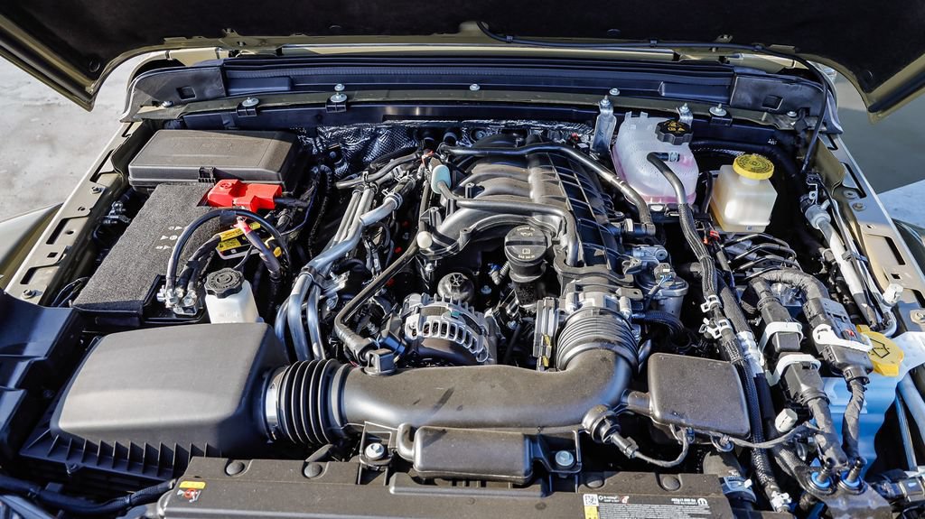 New 2026 Jeep Gladiator Sport AWD/4WD image 32