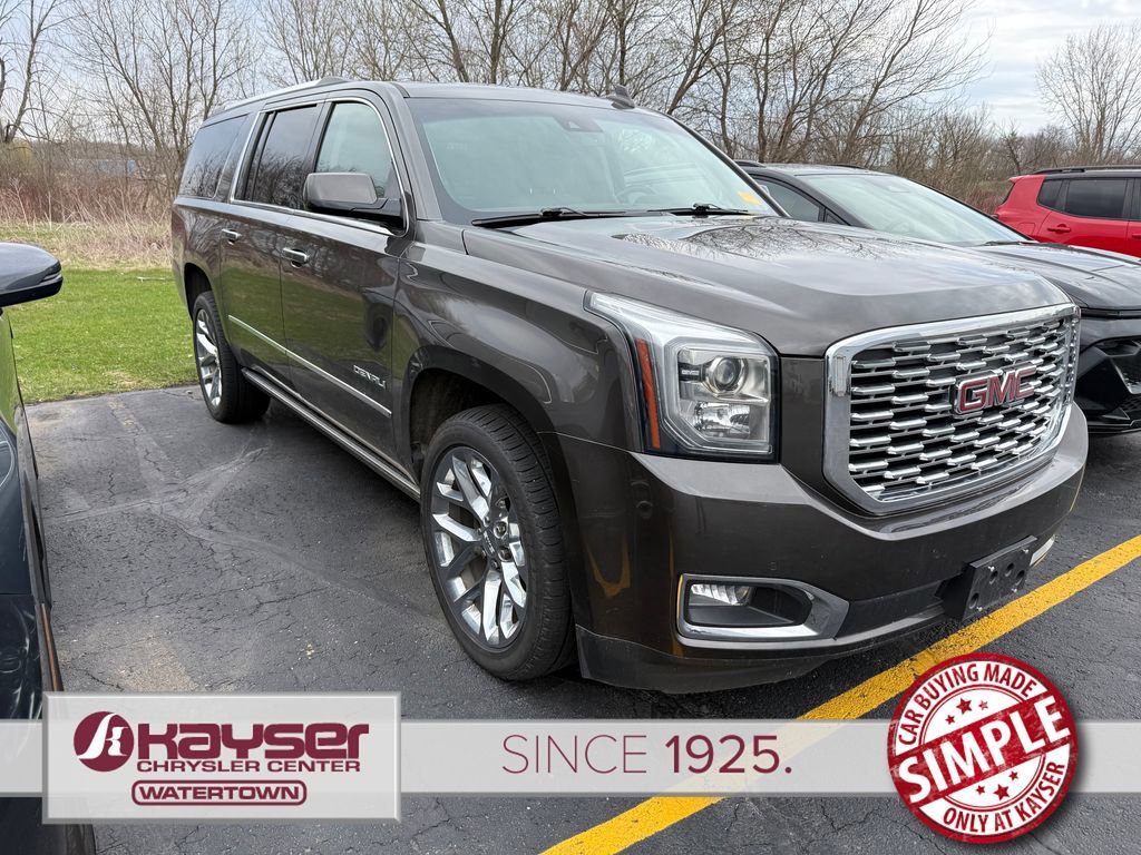 Used 2019 GMC Yukon XL Denali w/ Denali Ultimate Package image 3