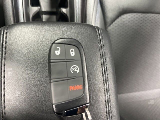 New 2026 Jeep Compass Latitude image 21