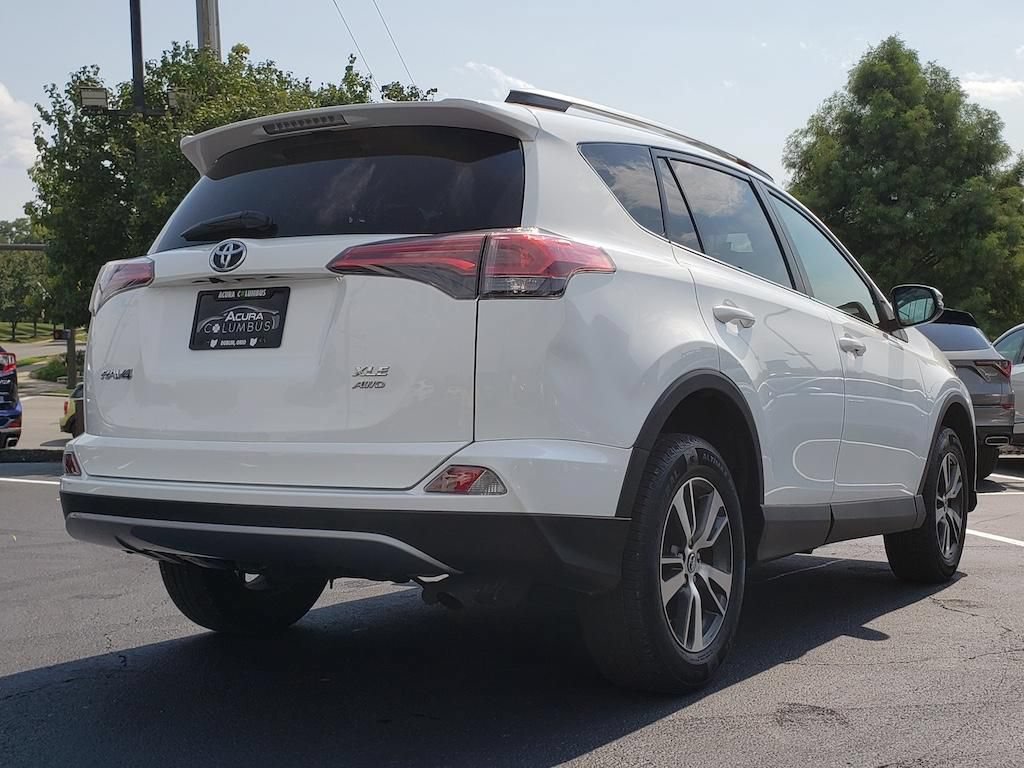 Used 2018 Toyota RAV4 XLE w/ Plus Extra Value Package AWD/4WD image 10