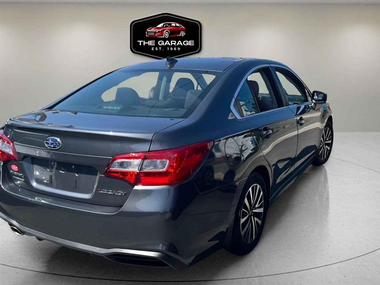 Used 2018 Subaru Legacy 2.5i Premium AWD/4WD image 4