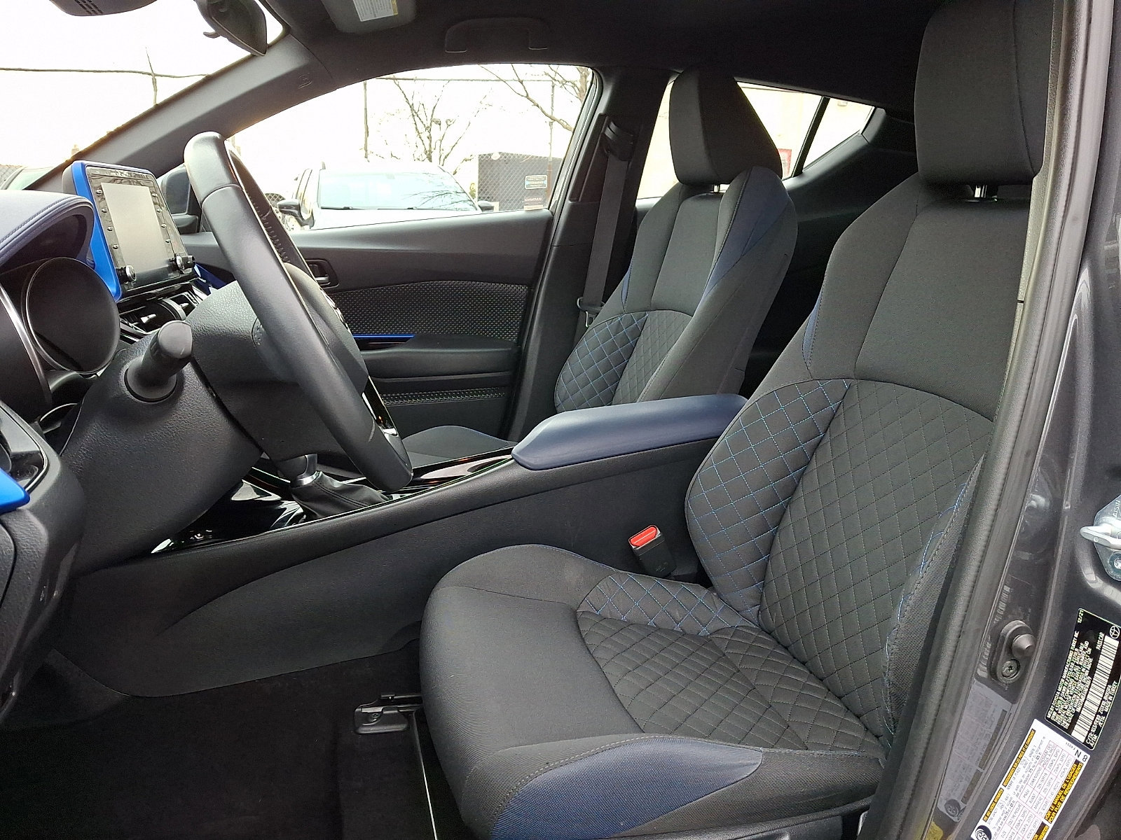 Used 2022 Toyota C-HR XLE image 13