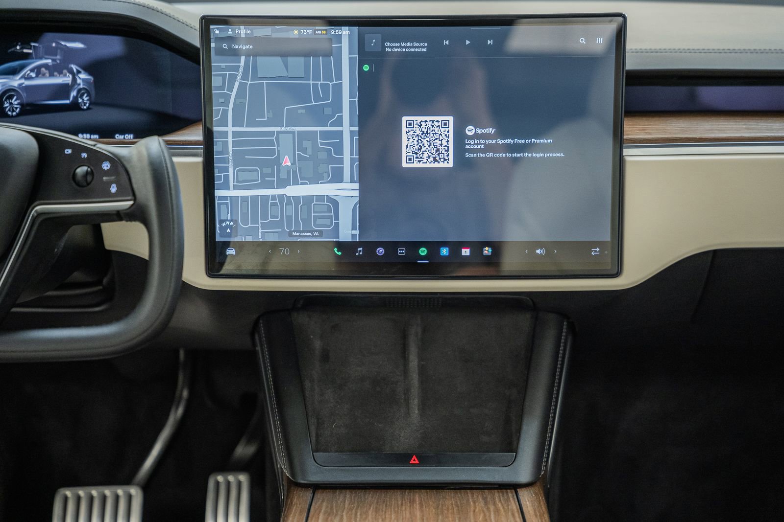 Used 2022 Tesla Model X image 26