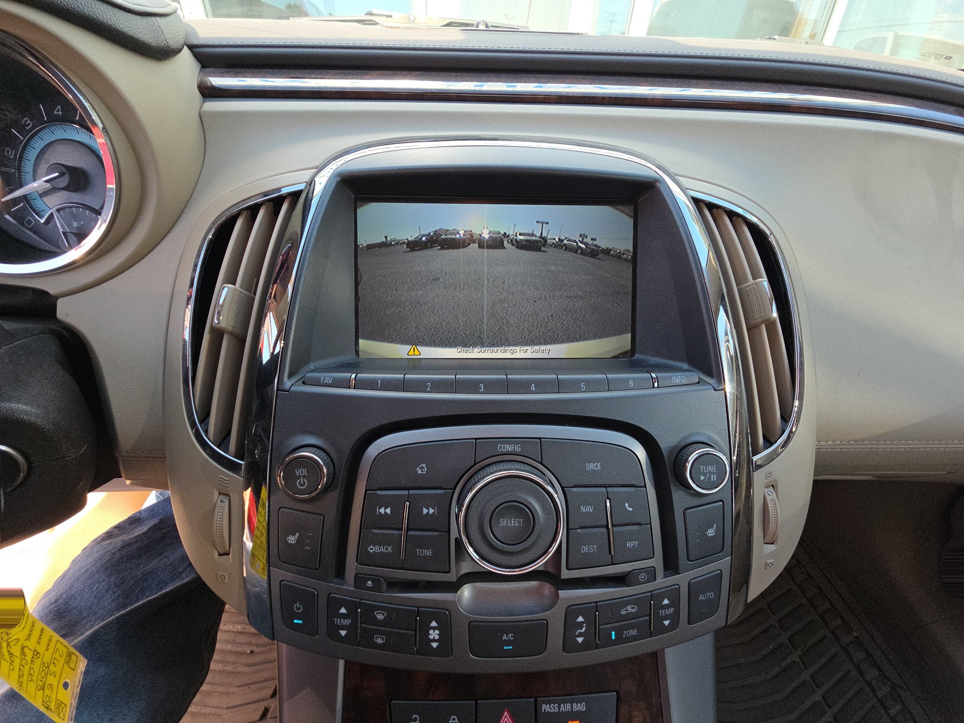 Used 2013 Buick LaCrosse Leather w/ Entertainment Package FWD image 11