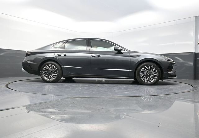 New 2026 Hyundai Sonata Limited FWD image 39