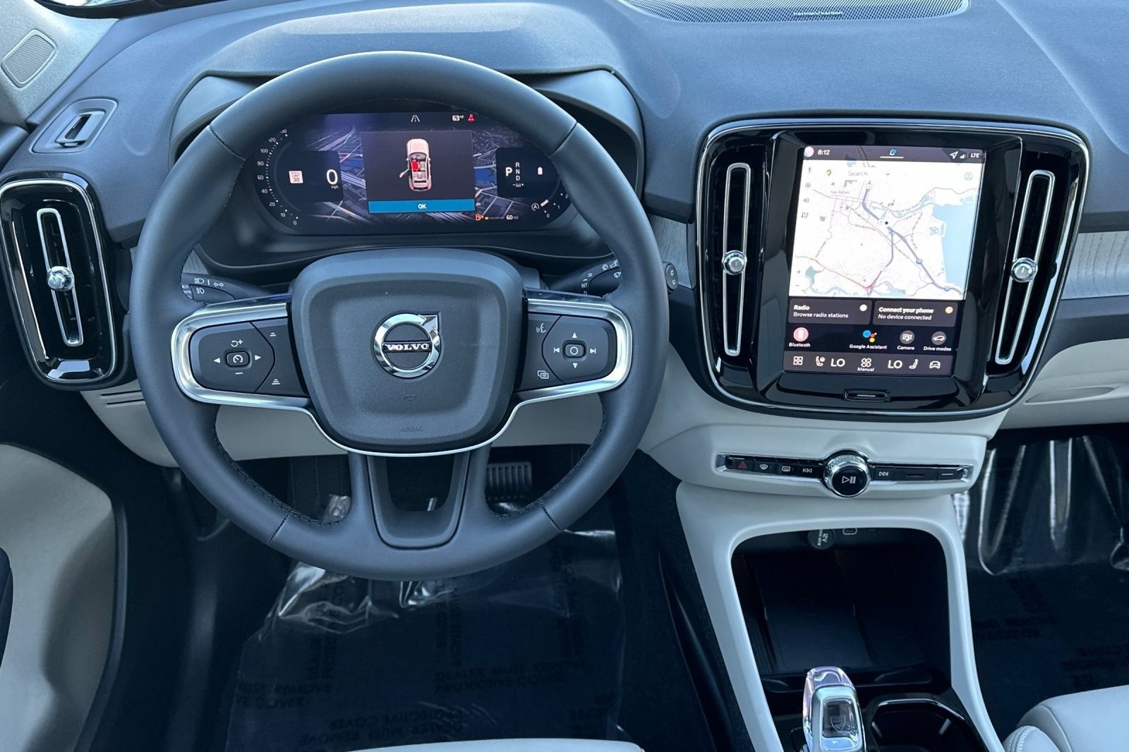 New 2026 Volvo XC40 B5 Ultra w/ Climate Package image 16