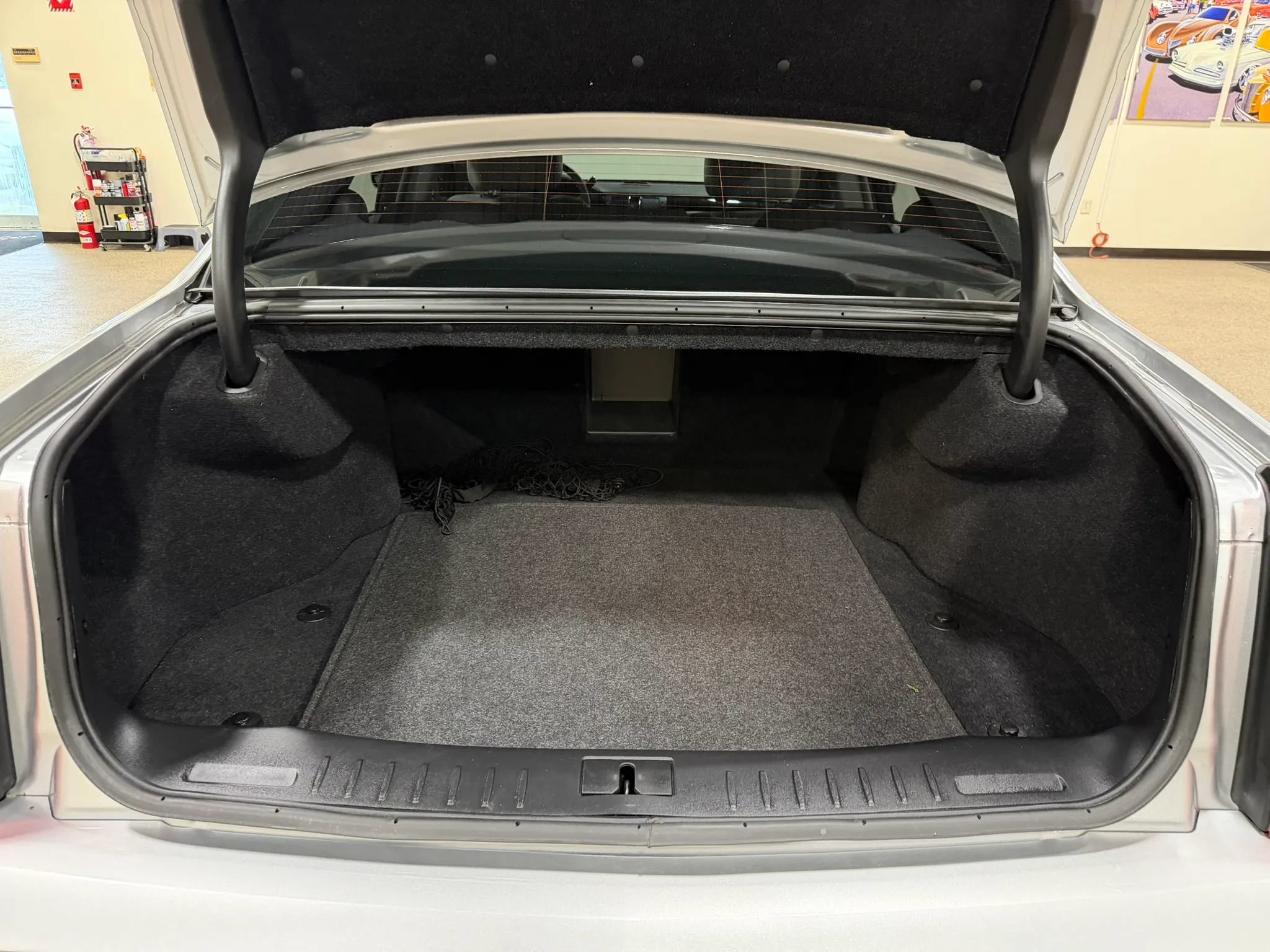 Used 2009 Cadillac DTS w/ Trunk Convenience Package FWD image 41