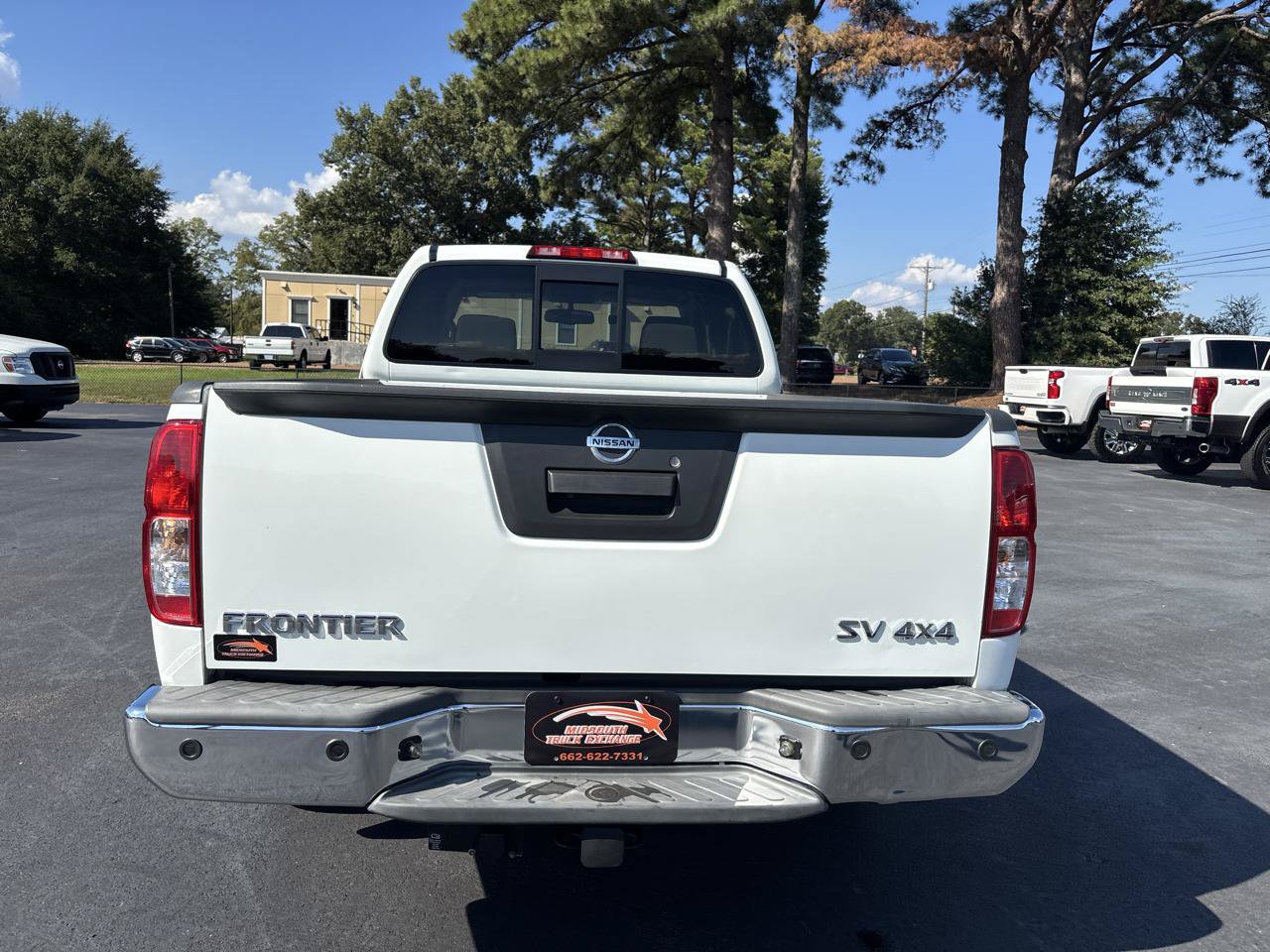 Used 2014 Nissan Frontier SV w/ SV Value Truck Package AWD/4WD image 5