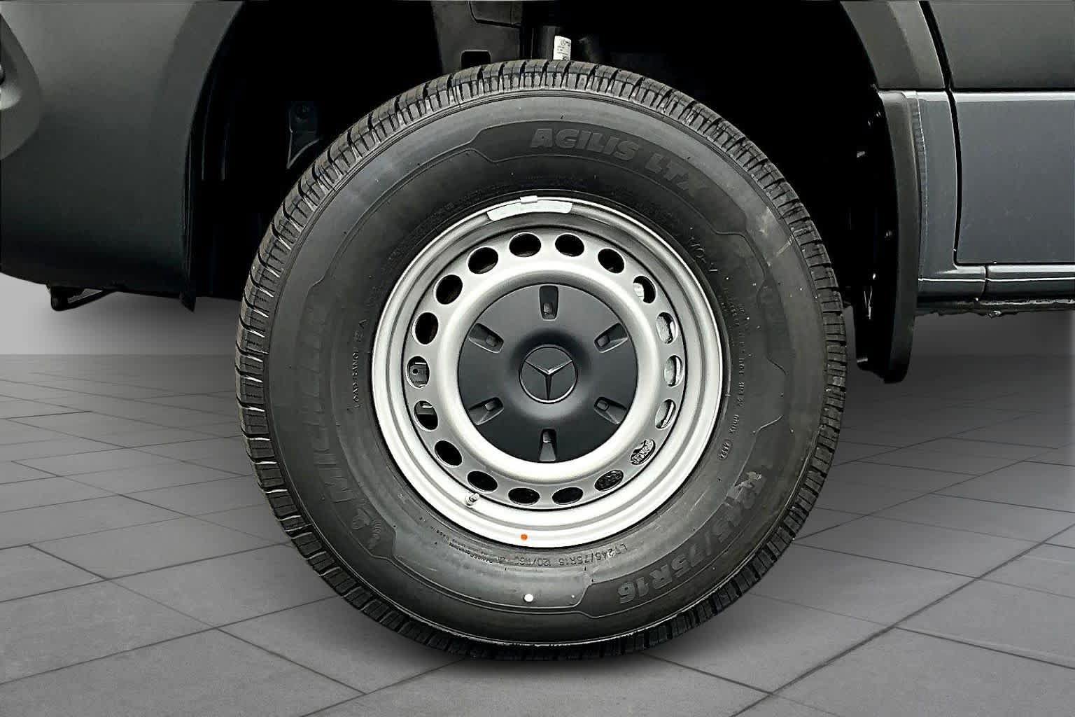 New 2026 Mercedes-Benz Sprinter 2500 image 17