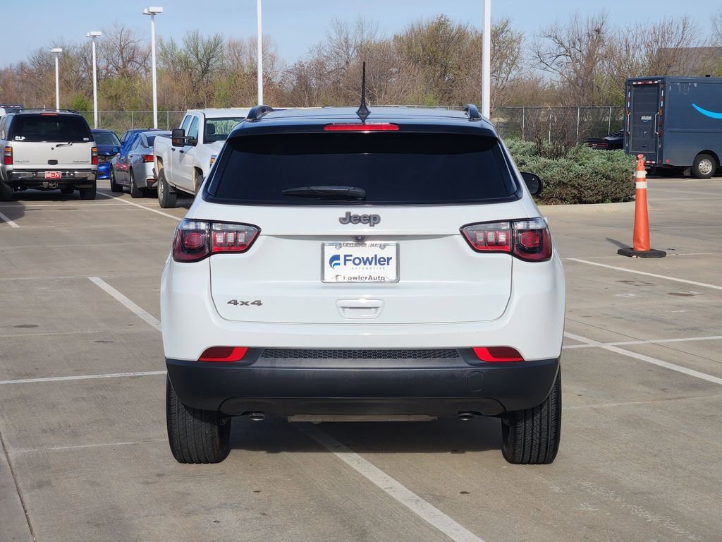 Used 2024 Jeep Compass Latitude w/ Convenience Group image 6