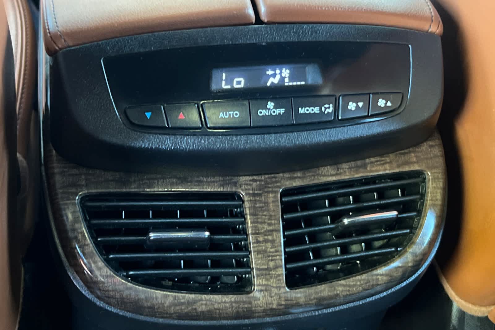 Used 2013 Acura MDX w/ Advance Package AWD/4WD image 14