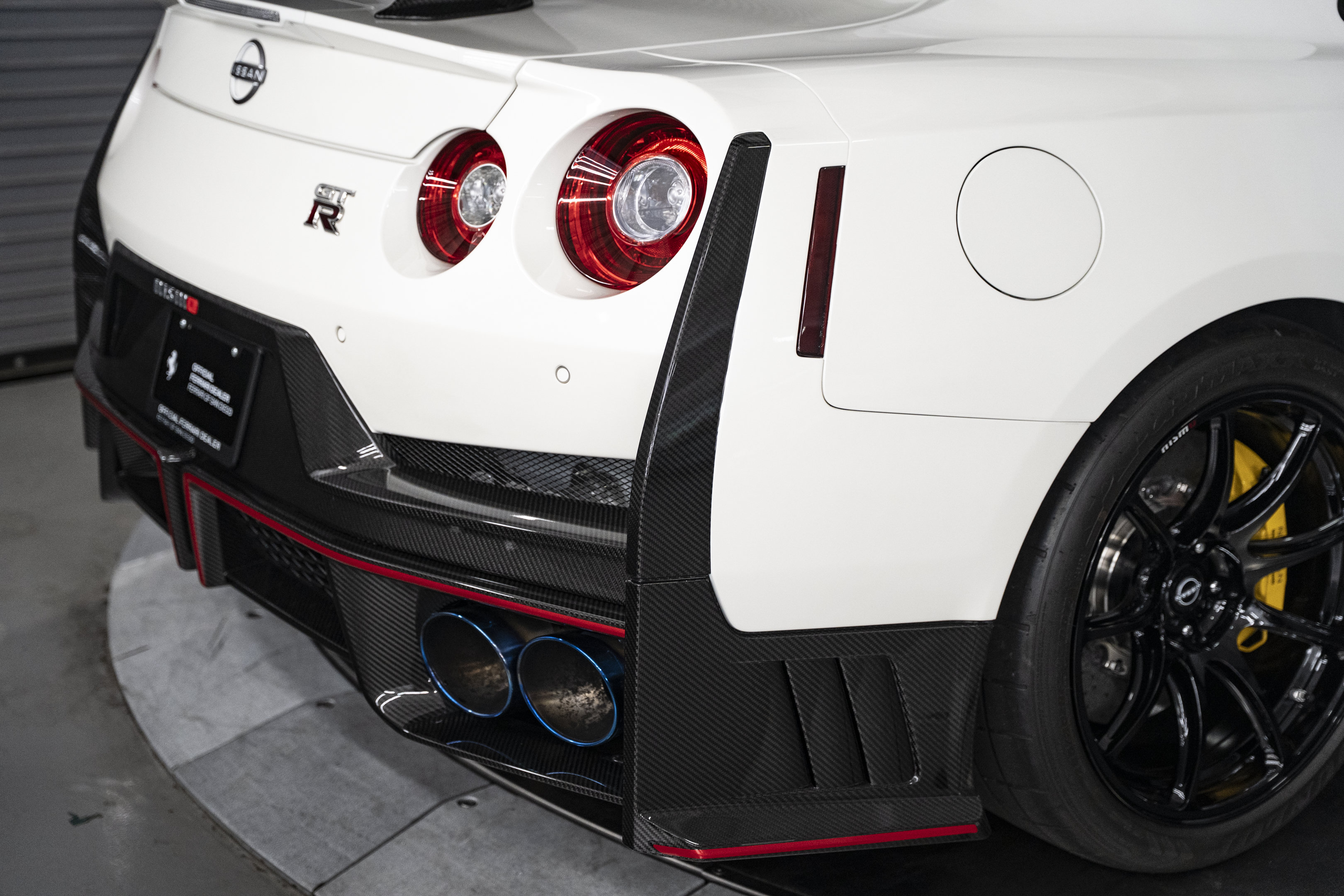 Used 2024 Nissan GT-R NISMO w/ Floor Mat Package AWD/4WD image 13