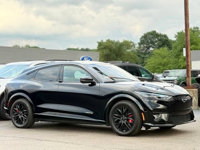 Used 2025 Ford Mustang Mach-E Premium w/ Sport Appearance Package RWD image 34
